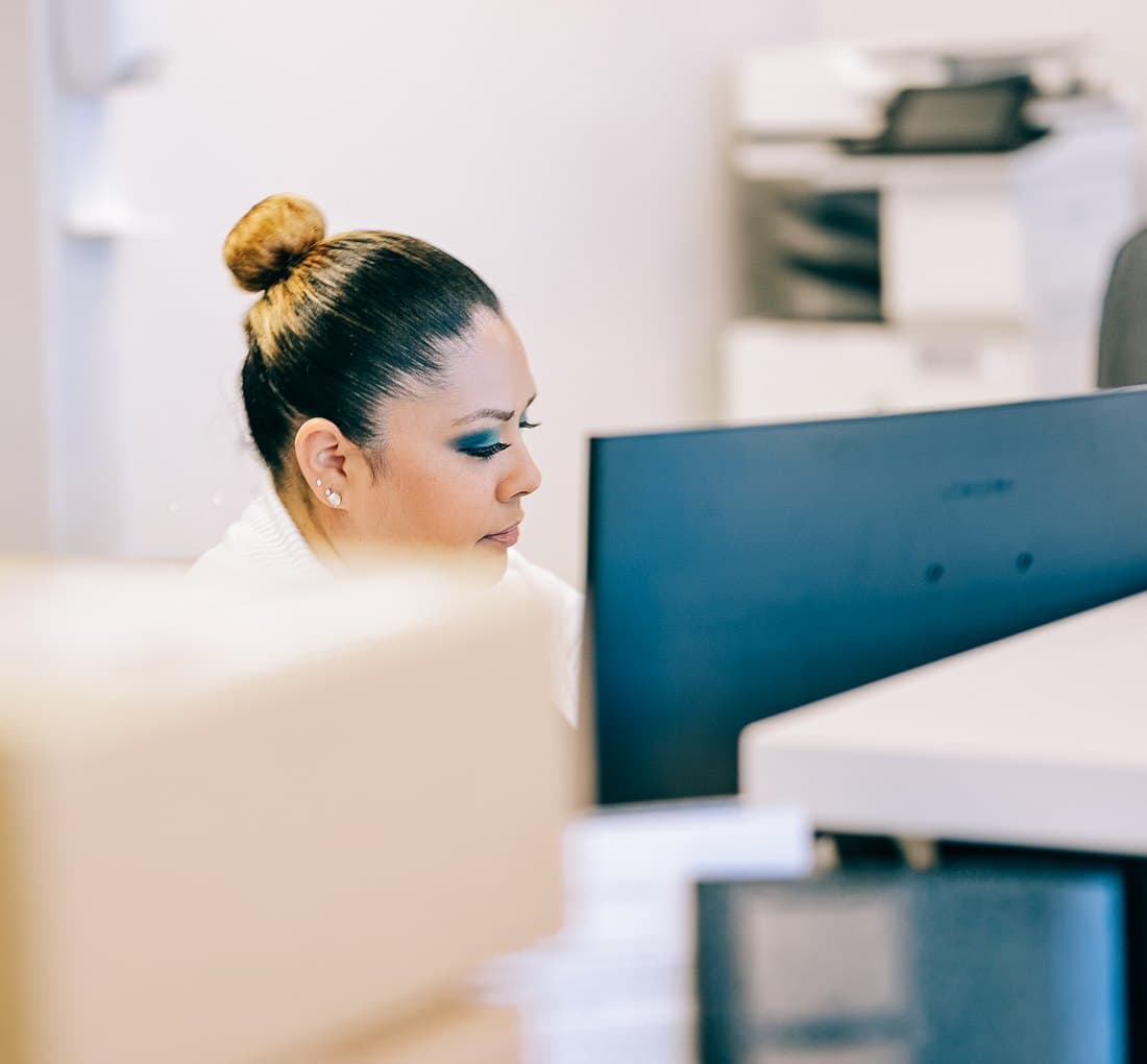 IVI front desk — answering your first phone call in San Antonio